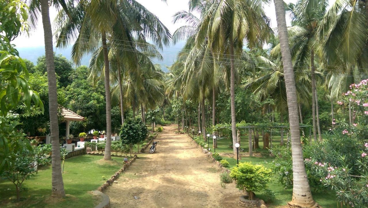Mango Village Farm House Nelliyampathy Exterior photo